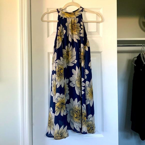 Floral halter dress - Picture 1 of 2